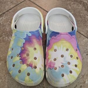 Kids Crocs Size 6